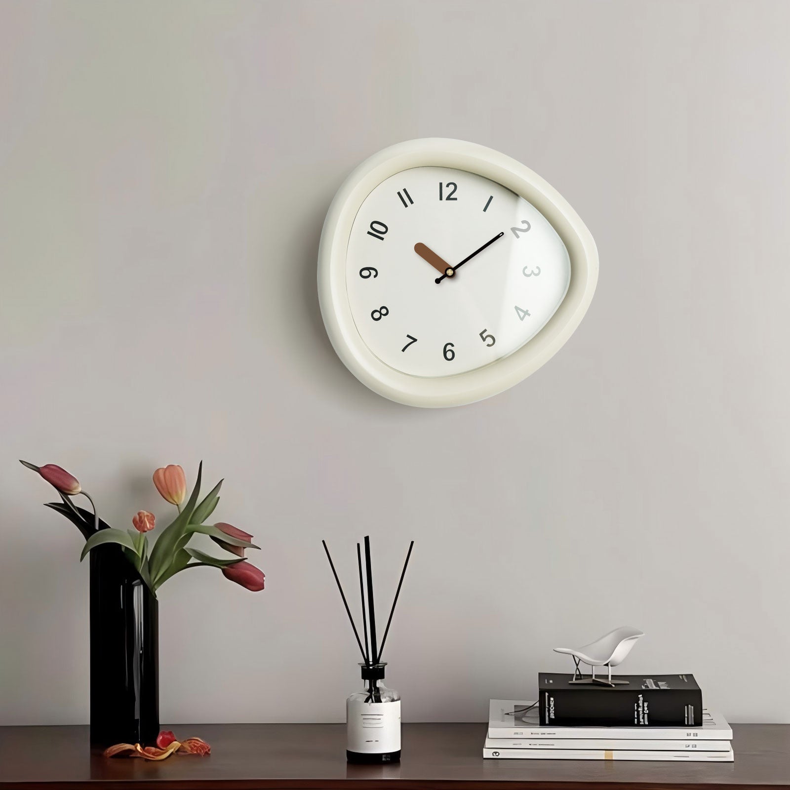 SPECIAL TYPE CLOCK-HYW389